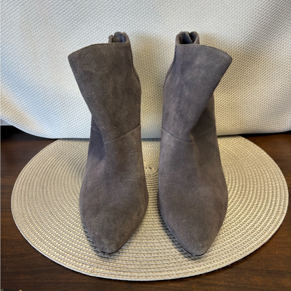 CLOSEOUT! French Connection charcoal gray suede, branded charm zipper on back. - Picture 2 of 4